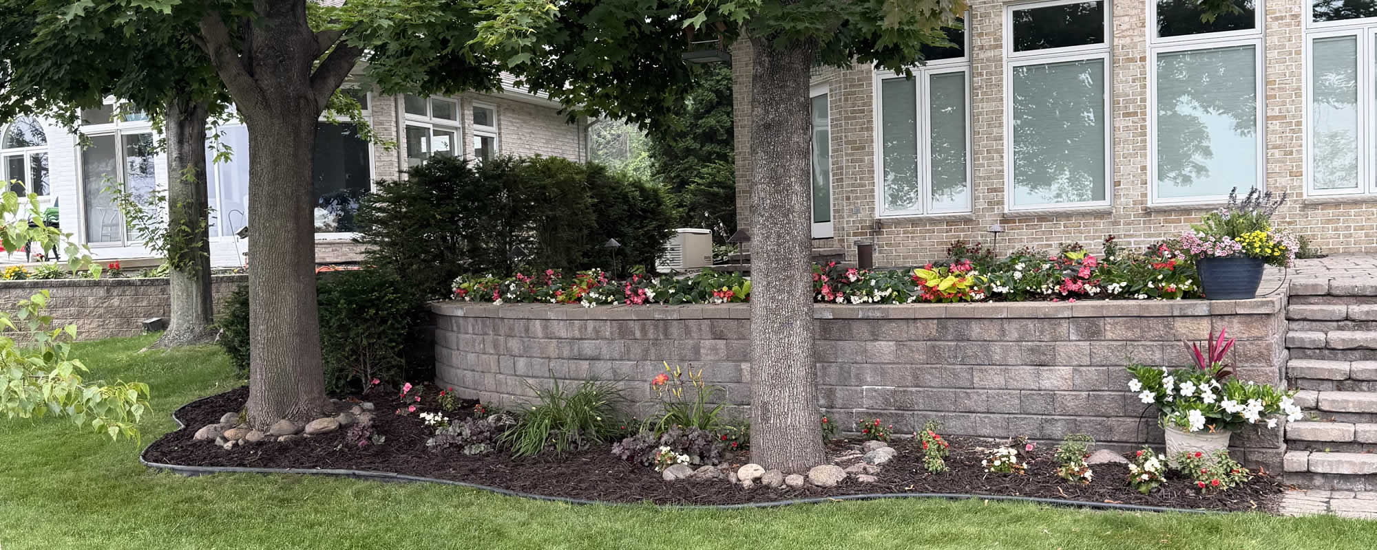 WI Landscaping Services / Landscapers